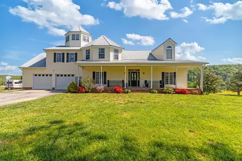8745 Heather Ln, Duck River, TN 38454