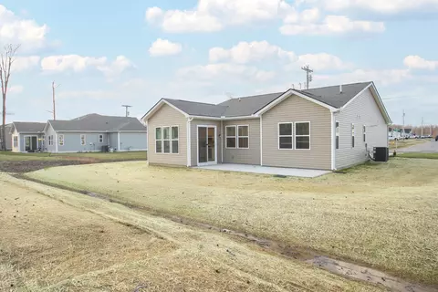 306 Hickory Pointe Dr, Dickson, TN 37055 photo 8