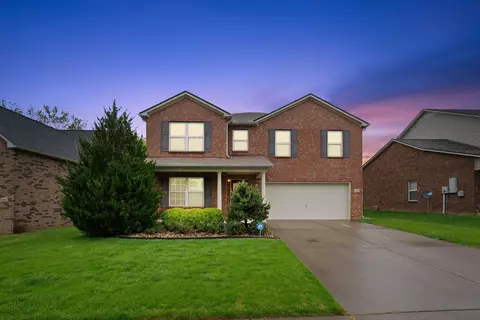 1068 Gannett Rd, Hendersonville, TN 37075