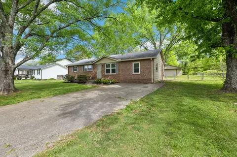 2608 Walnut Ln, Murfreesboro, TN 37129