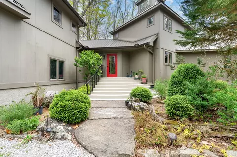 1702 Ridge Cliff Dr, Monteagle, TN 37356