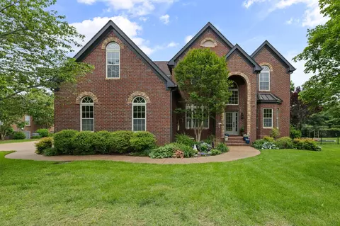 1004 Sattui Ct, Franklin, TN 37064