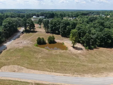 10688 Back Piney Rd, Bon Aqua, TN 37025