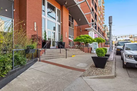 600 12th Ave S #302, Nashville, TN 37203