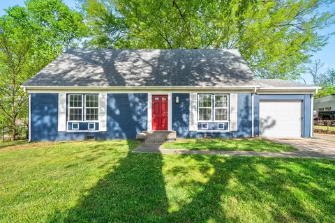 123 Plantation Dr, Clarksville, TN 37042