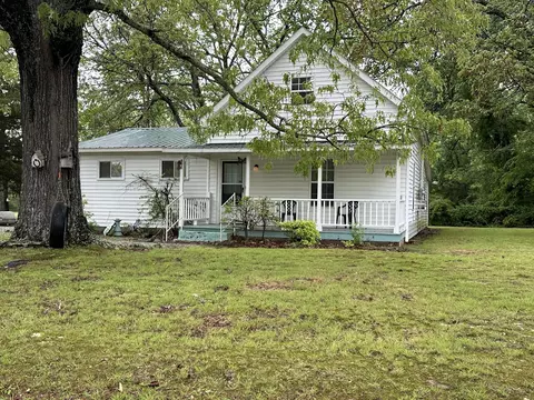 78 Good Hope Rd, Lawrenceburg, TN 38464