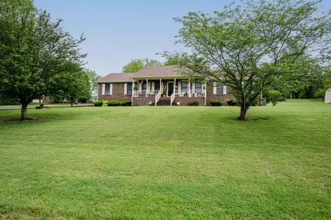 192 River View Dr, Woodbury, TN 37190