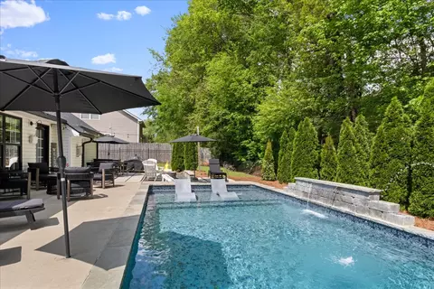 Exterior - 3715 Ivanora Dr, Spring Hill, TN 37174 photo 11 of 22