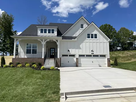 7935 Pine St, Fairview, TN 37062