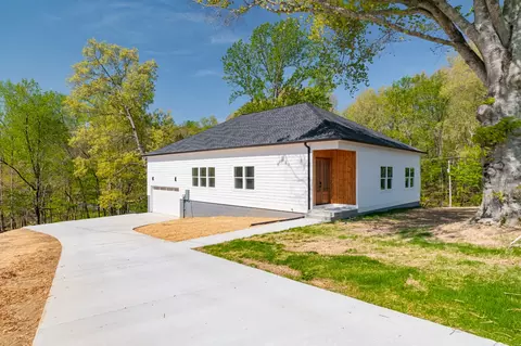 46 Devils Backbone Rd, Manchester, TN 37355 photo 2