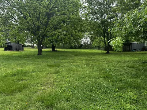 316 N Main St, Loretto, TN 38469 photo 7