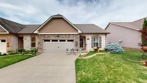 92 Whitman Xing, Clarksville, TN 37043