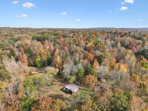 4054 Tracy Ln, Duck River, TN 38454