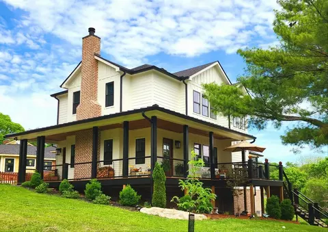2019 Mckennell Dr, Nashville, TN 37206