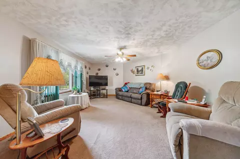 Living - 9 Frame Ln, Kelso, TN 37348 photo 1 of 2