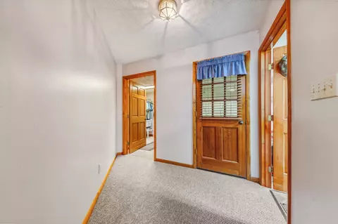 Entry Way - 9 Frame Ln, Kelso, TN 37348 photo 5 of 6