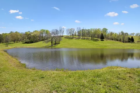 16700 Campbellsville Rd, Lynnville, TN 38472