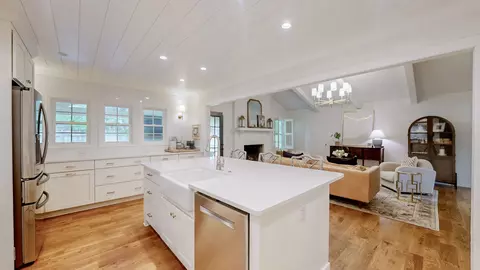 Kitchen - 1722 Berkeley St, Murfreesboro, TN 37129 photo 2 of 2