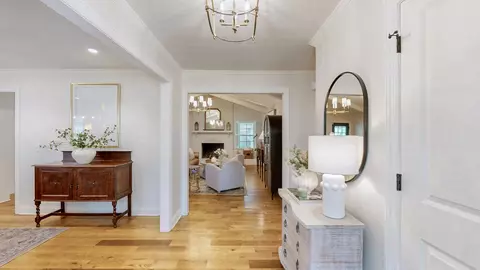 Entry Way - 1722 Berkeley St, Murfreesboro, TN 37129 photo 2 of 2