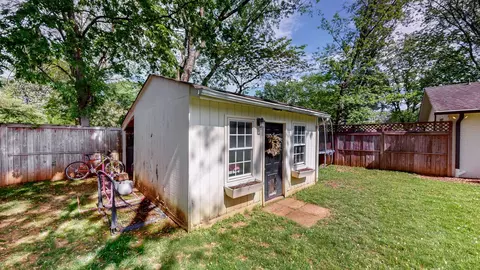 Exterior - 1722 Berkeley St, Murfreesboro, TN 37129 photo 11 of 11