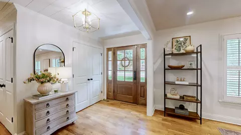 Entry Way - 1722 Berkeley St, Murfreesboro, TN 37129 photo 1 of 2