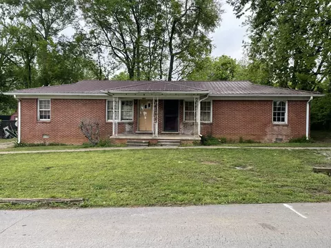 125 Planters St, Hartsville, TN 37074
