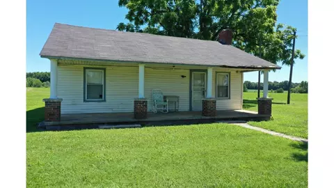 215 Bellview Rd, Taft, TN 38488