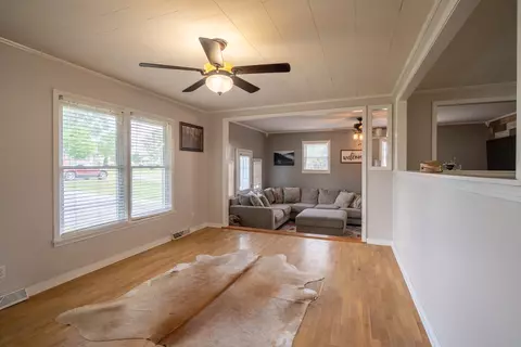 113 Horn Ave, Loretto, TN 38469 photo 5