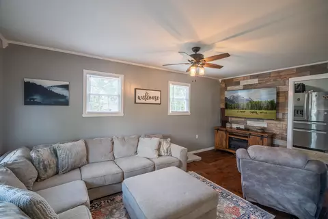 113 Horn Ave, Loretto, TN 38469 photo 6