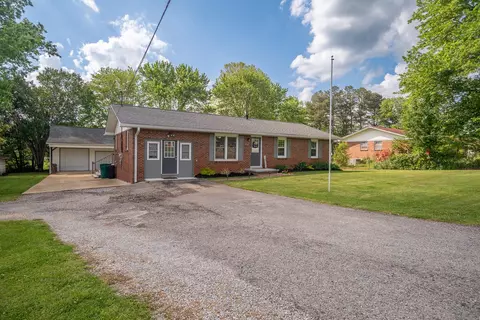 113 Horn Ave, Loretto, TN 38469