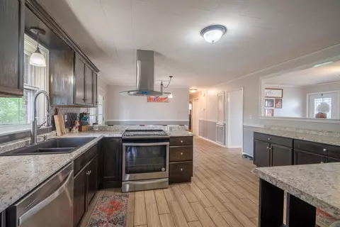 113 Horn Ave, Loretto, TN 38469 photo 11