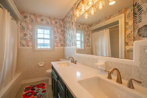Bath - 116 Smith Cir, Loretto, TN 38469 photo 1 of 3
