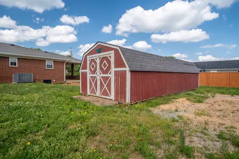 Exterior - 116 Smith Cir, Loretto, TN 38469 photo 4 of 6