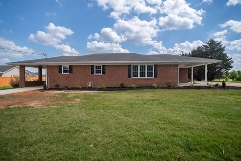 Exterior - 116 Smith Cir, Loretto, TN 38469 photo 2 of 6