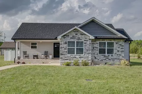 111 Thacker Dr, Portland, TN 37148