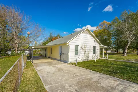 1521 S Mack Smith Rd, Chattanooga, TN 37412