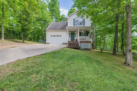 1005 Lauren Cir, Burns, TN 37029