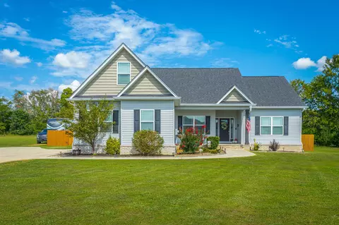 148 Farm View Cir, Rock Spring, GA 30739
