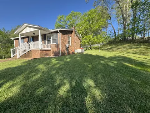 706 Shepherd Hollow Rd, Indian Mound, TN 37079