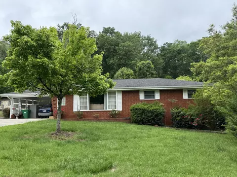132 Coffman Dr, Fort Oglethorpe, GA 30742
