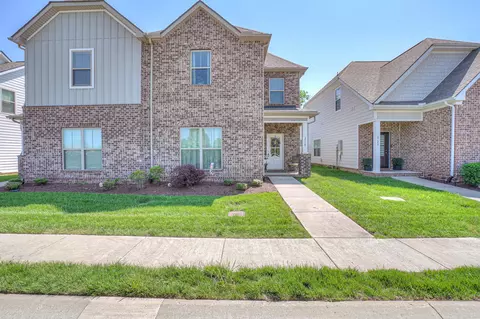 2119 Hospitality Ln, Murfreesboro, TN 37128