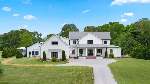 2555 Frank Abernathy Rd, Greenbrier, TN 37073