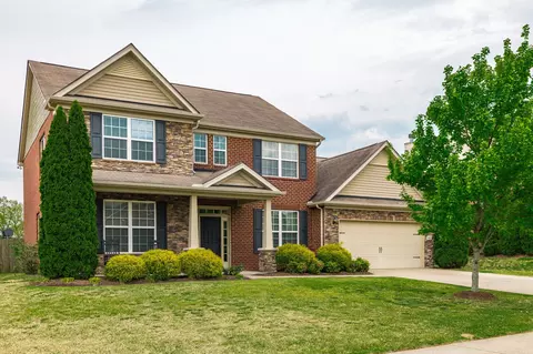 1027 Abberley Cir, Hendersonville, TN 37075