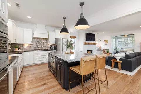 Kitchen - 743 Fontwell Ln, Franklin, TN 37064 photo 10 of 11