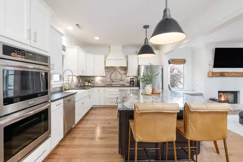 Kitchen - 743 Fontwell Ln, Franklin, TN 37064 photo 6 of 11