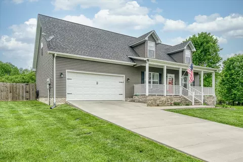 Exterior - 6029 Commodore Cir, Baxter, TN 38544 photo 8 of 9