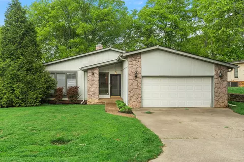 203 Redondo Ct N, Hendersonville, TN 37075