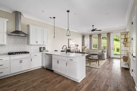 325 Buckwood Ln N, Thompsons Station, TN 37179