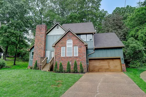 1517 Elm Run Ct, Nashville, TN 37214