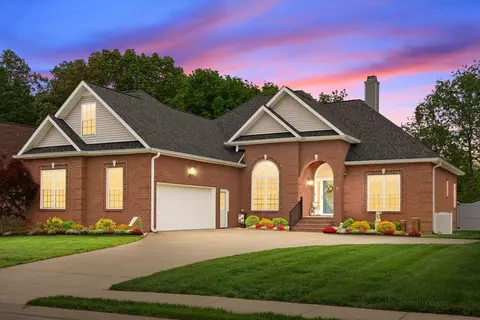 1205 Voyage Ct, Adams, TN 37010